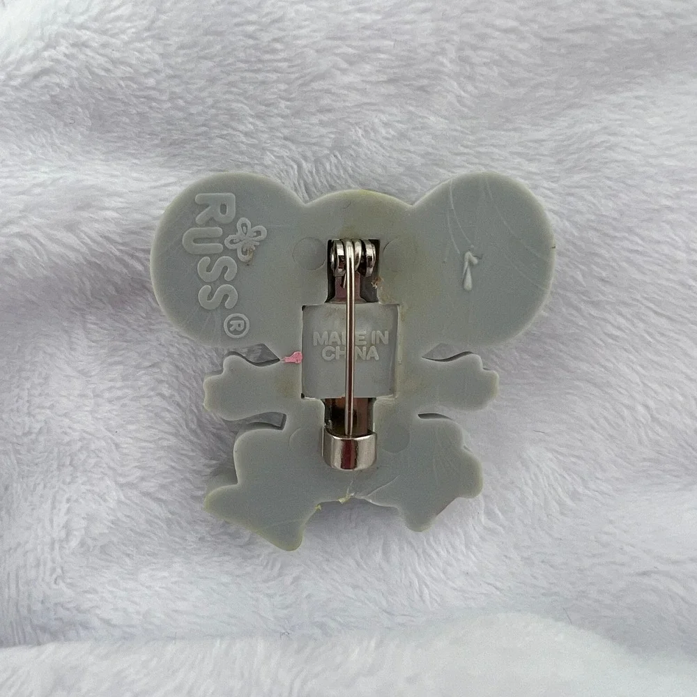Russ Valentine Mouse Brooch‎ Pin Gray with Red Hearts Vintage 1990s
